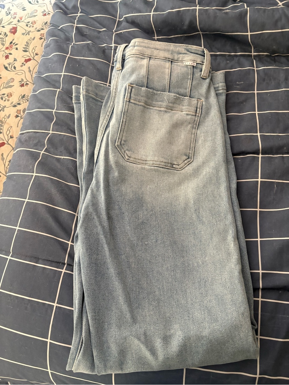 Women's Wide Leg Flare Jeans - Washed Blue